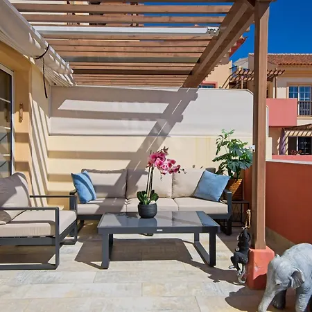 Luxury 2br Ocean Views Heated Pool Garage * אדחה