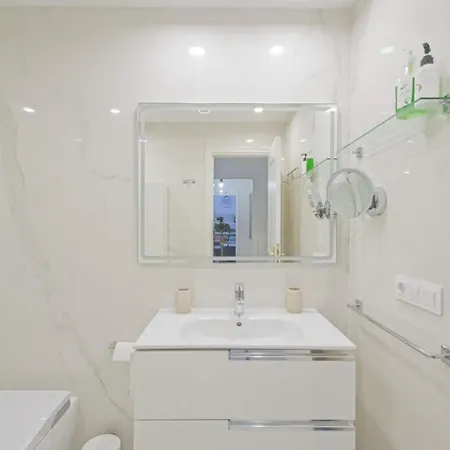 Luxury 2br Ocean Views Heated Pool Garage Адехе